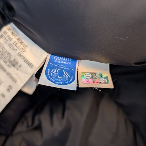 Canada Goose Whistler Parka - Women's - Picture 9 of 16